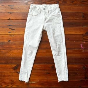 Moussy Vintage Burnside Skinny in White 24